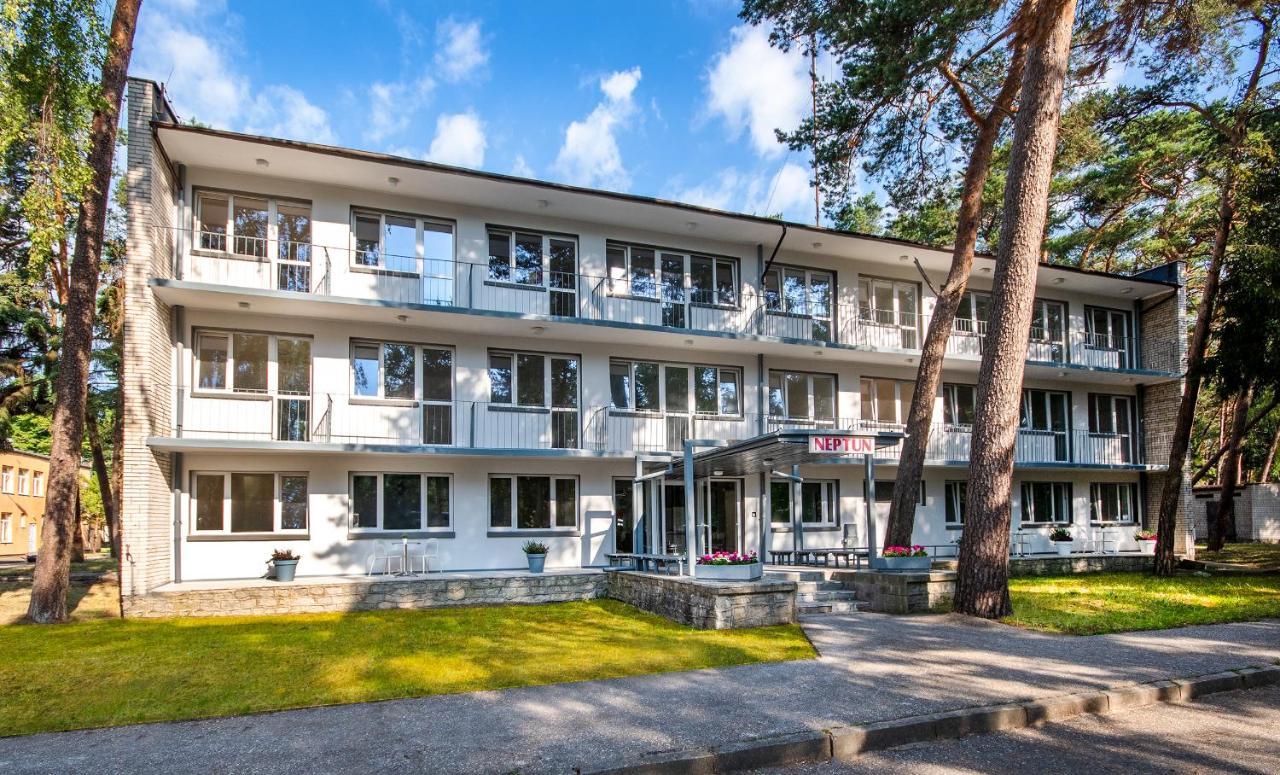 Domki Osrodek Wypoczynkowy Neptun Hotell Ujście-Darłowskie Eksteriør bilde